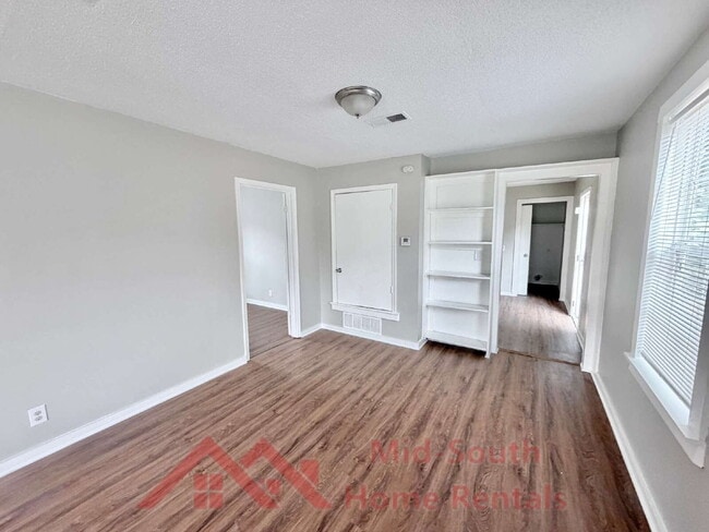 Building Photo - 1545 Patton St