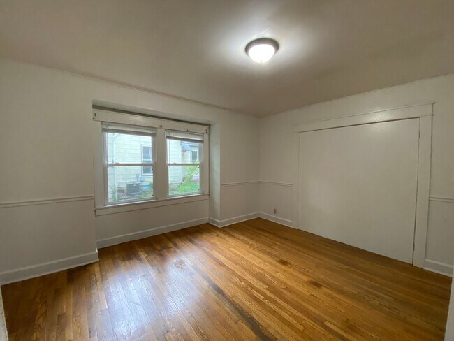 Building Photo - Available August 20th, 2026!