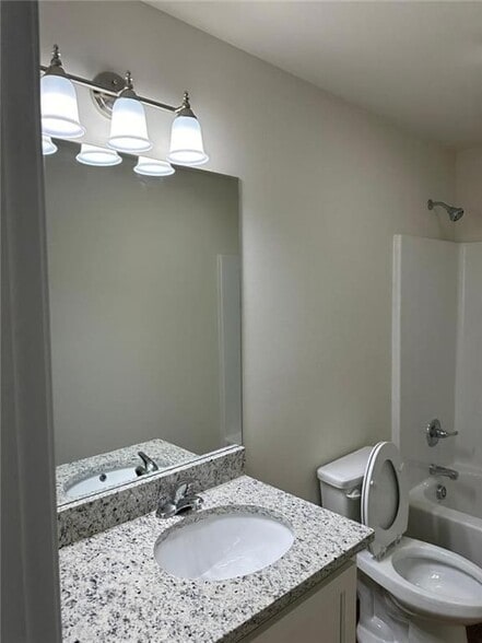 Building Photo - 295 Pony Lake Rd