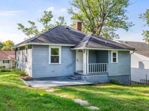 Building Photo - AVAILABLE OCT 1st! Don't miss this RENOVATED 2 bedroom in Penn Hills!
