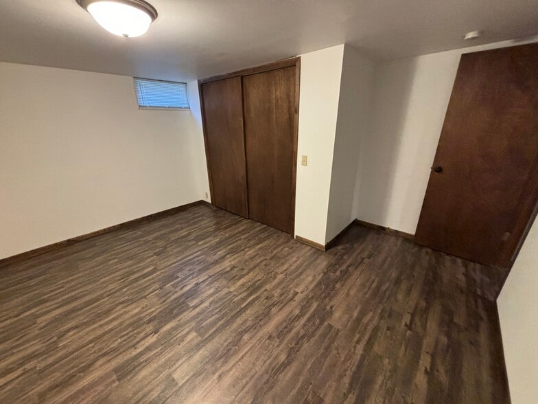 Basement Room - 817 5th St S