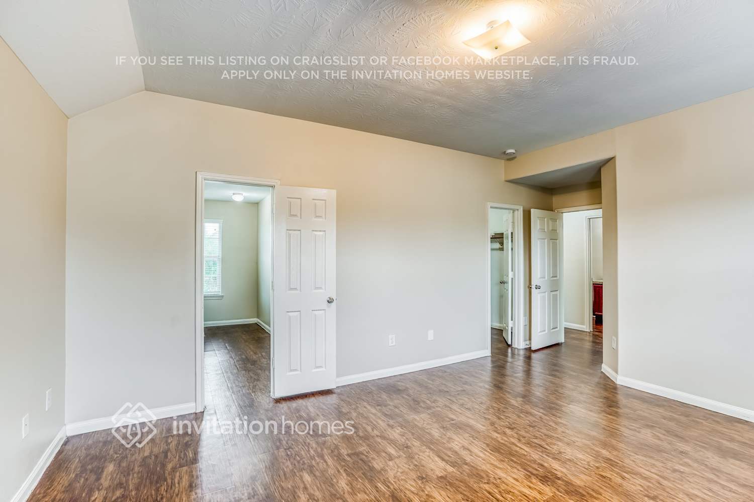 Building Photo - 12631 Mountain Daisy Rd