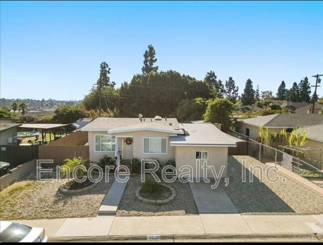 Primary Photo - 6553 Lemarand Ave