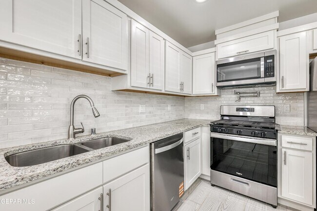 Building Photo - 12441 Polo Norte Dr