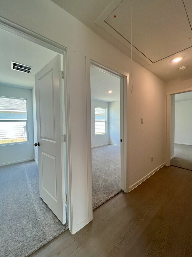 Building Photo - 9175 Trails End