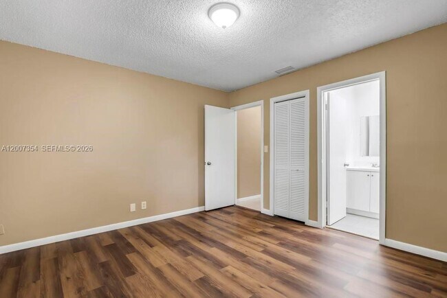 Building Photo - 3100 Coral Springs Dr