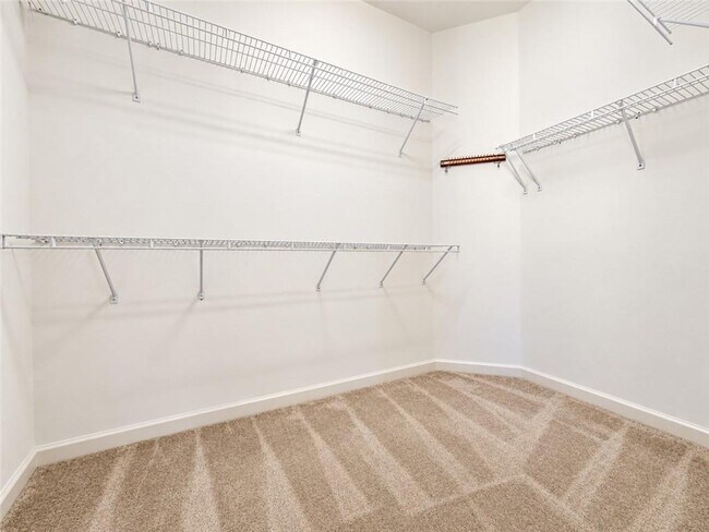 Building Photo - 5970 Findley Chase Dr