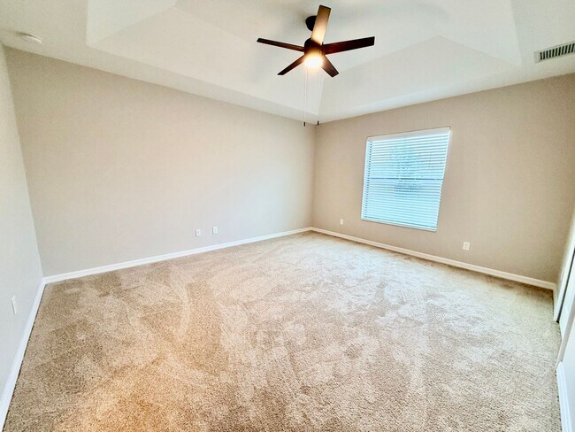Building Photo - Move-In Ready 3BR Home in SW Cape Coral with Fenced Yar+Screened Lanai+Lawn Care Included+Pet Fri...