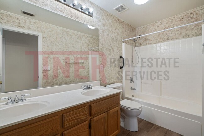 Building Photo - 9836 Tundra Swan Cir