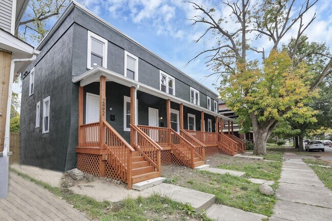 Building Photo - 2486 Findley Ave