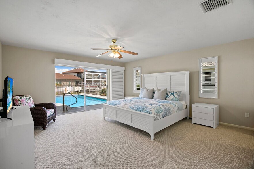 Building Photo - 874 Magnolia Ct