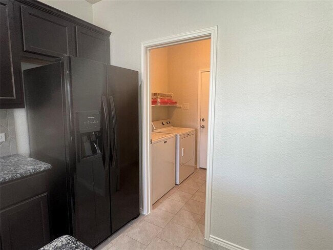 Building Photo - 133 Flatland Trl