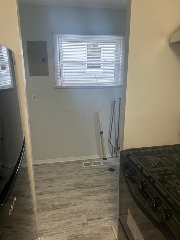 Building Photo - 4420 E 154th St