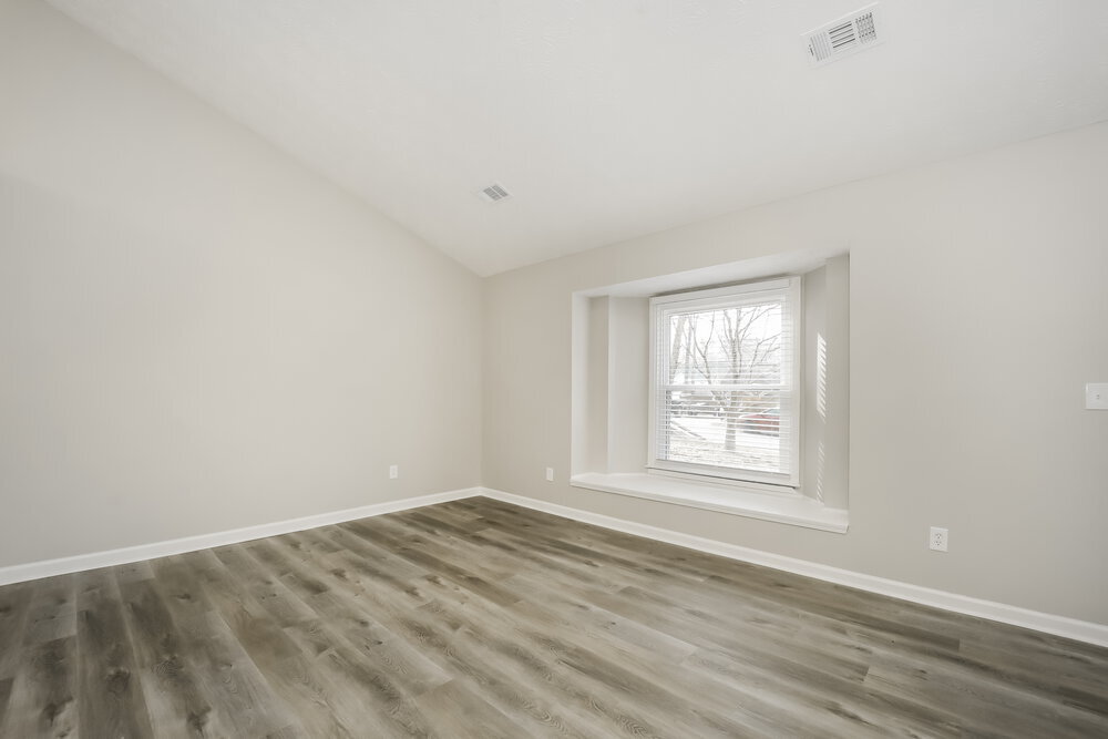 Building Photo - 2106 Winsburg Dr