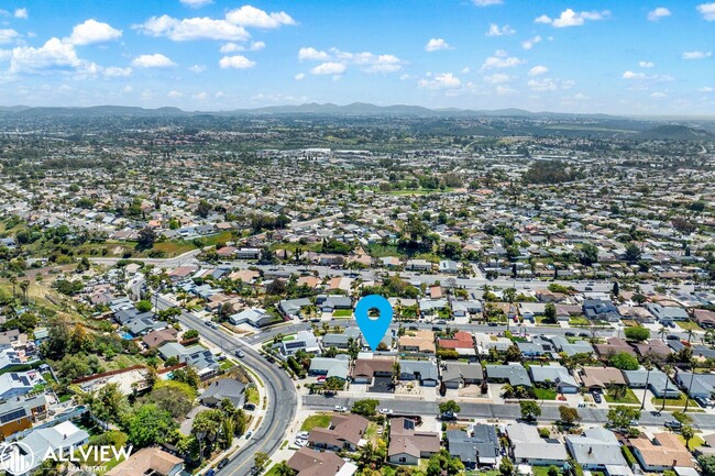Building Photo - Fully Renovated 4-Bedroom Home with Firepl...