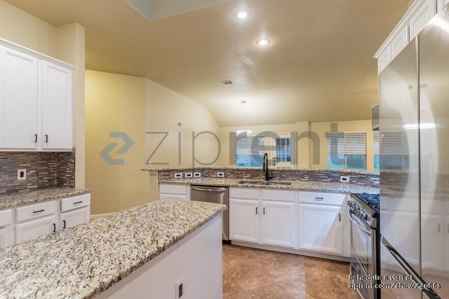 Building Photo - 14830 Bescott Dr