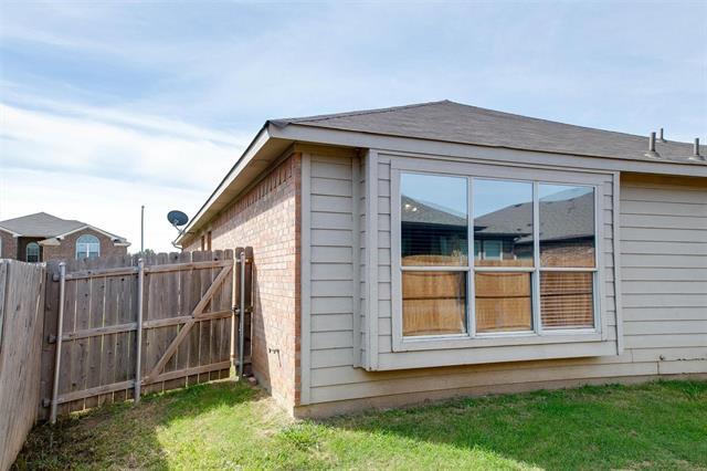 Building Photo - 10860 Hawks Landing Rd