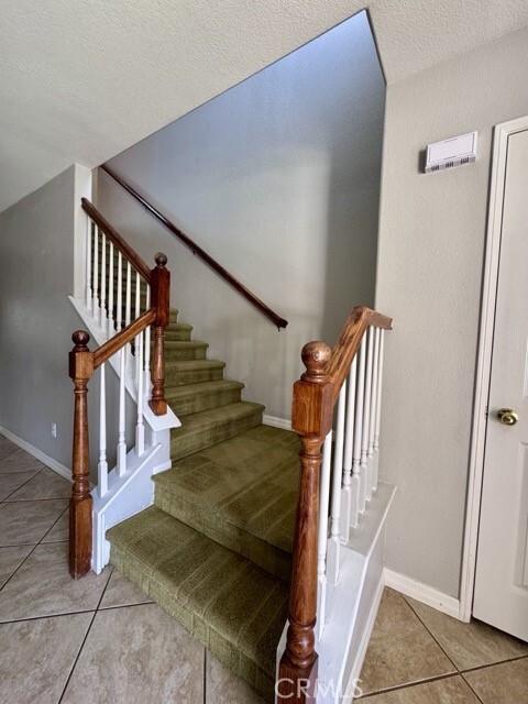 Building Photo - 37876 Amberleaf Ct