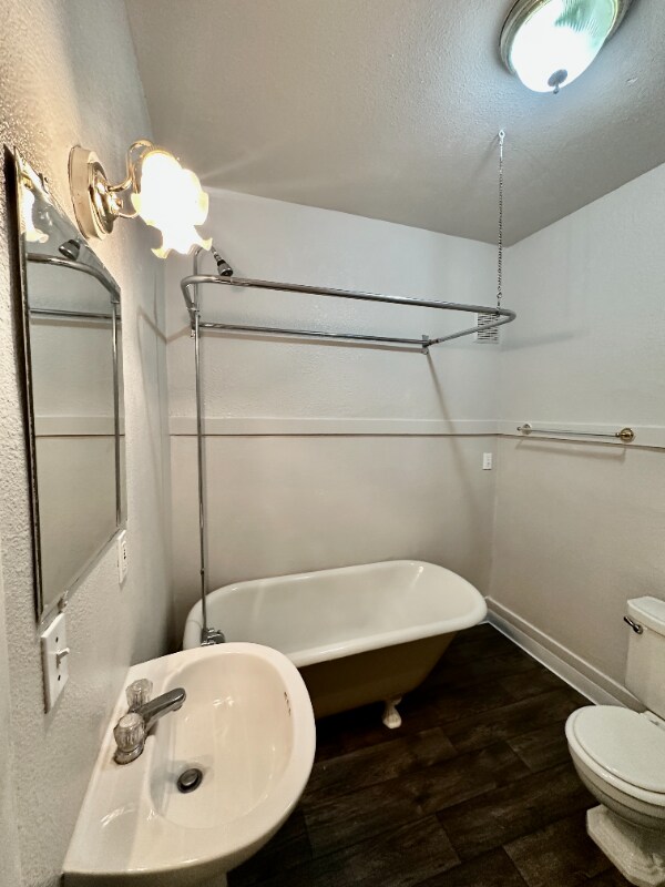 Building Photo - 816 S 8th St