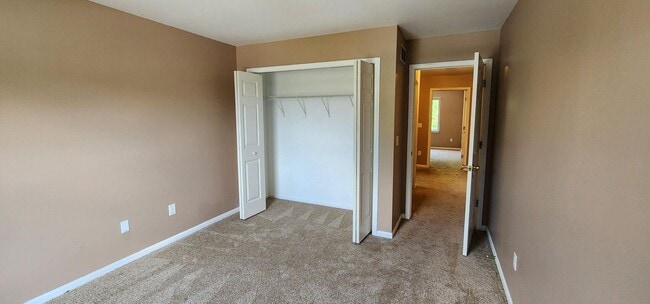 Building Photo - 152 Legacy Park Cir