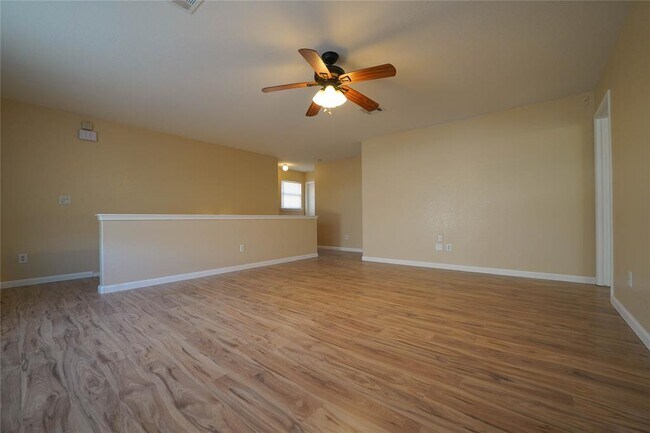 Building Photo - 5520 Alomar Cove
