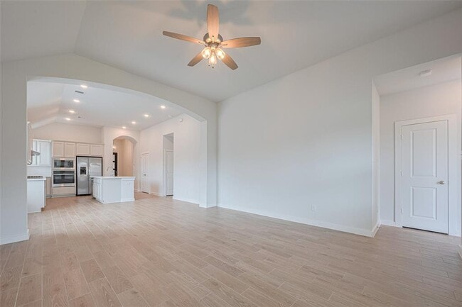 Building Photo - 8010 Whisper Grove Dr