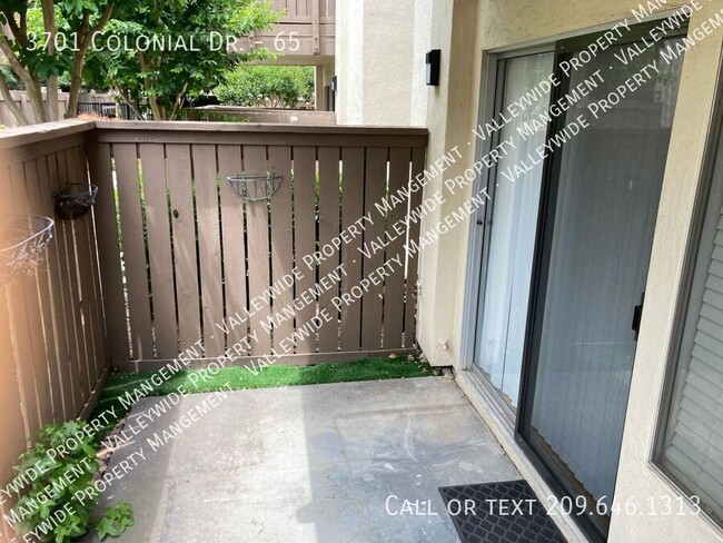 Building Photo - Cute North Modesto Studio in Gated Community