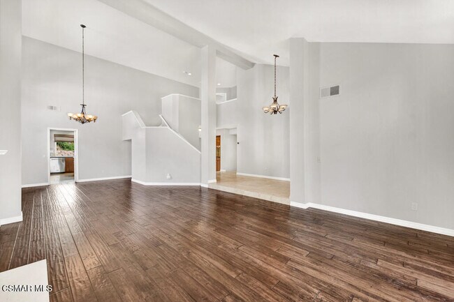 Building Photo - 852 Admiral Ct
