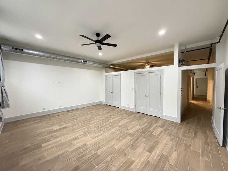 Building Photo - 1432 W 21st St