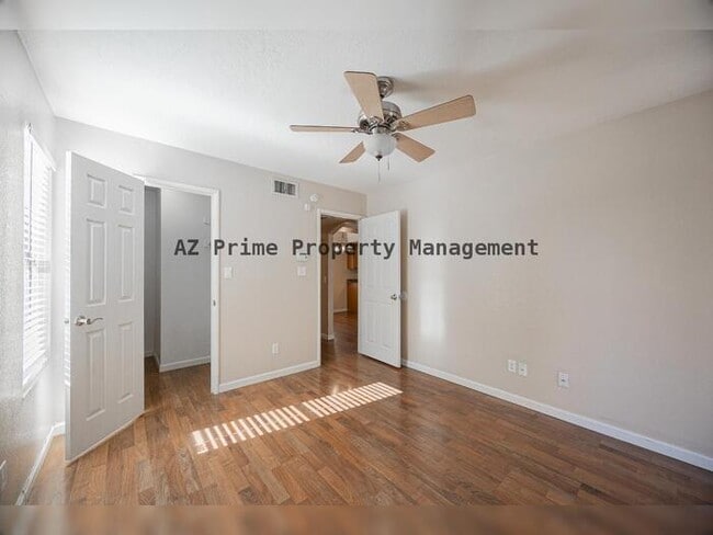 Building Photo - 1125 E Broadway Rd