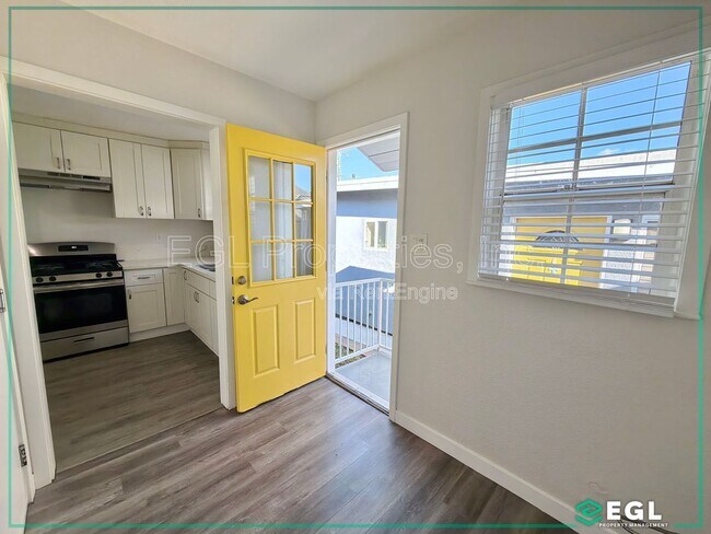 Building Photo - 13226 Stanford Ave