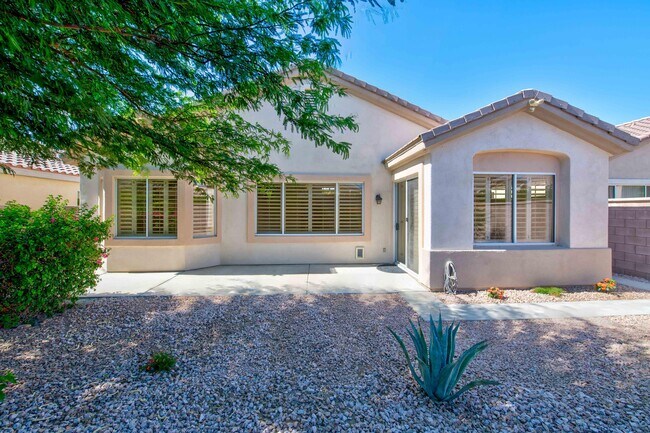 Building Photo - 78872 Canyon Vista