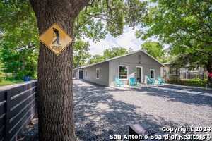 Building Photo - 555 Hansford St