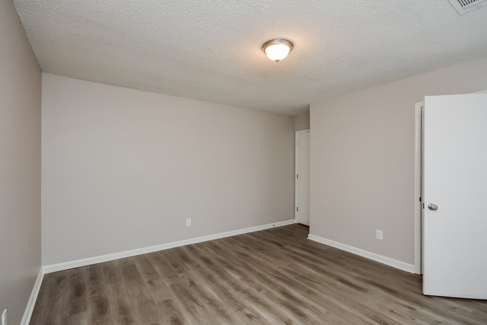 Building Photo - 1612 Picadilly Ct NE