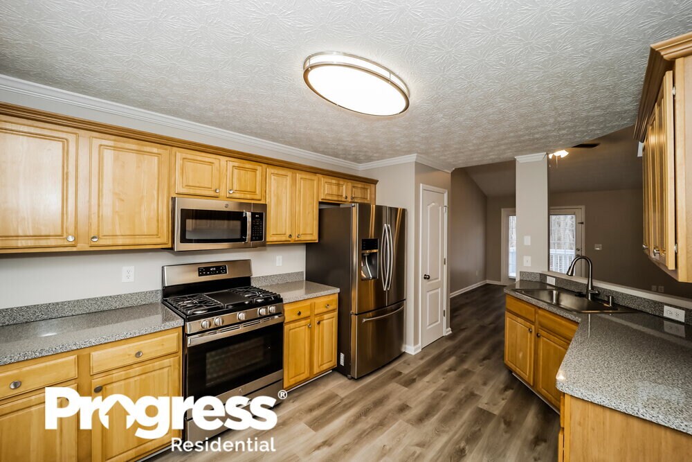 Building Photo - 2682 Owens Dr