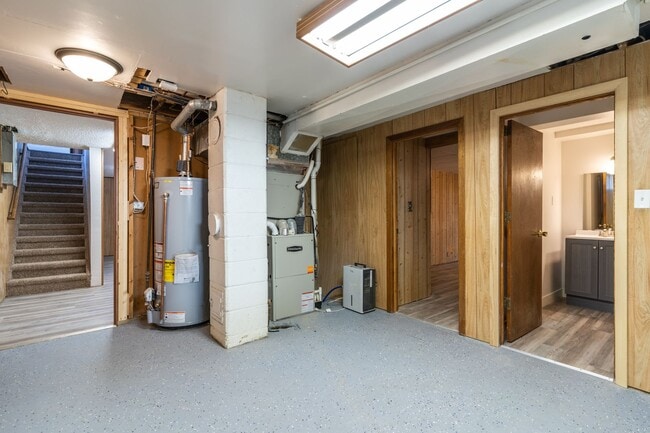 Building Photo - Beautiful Single Family Home