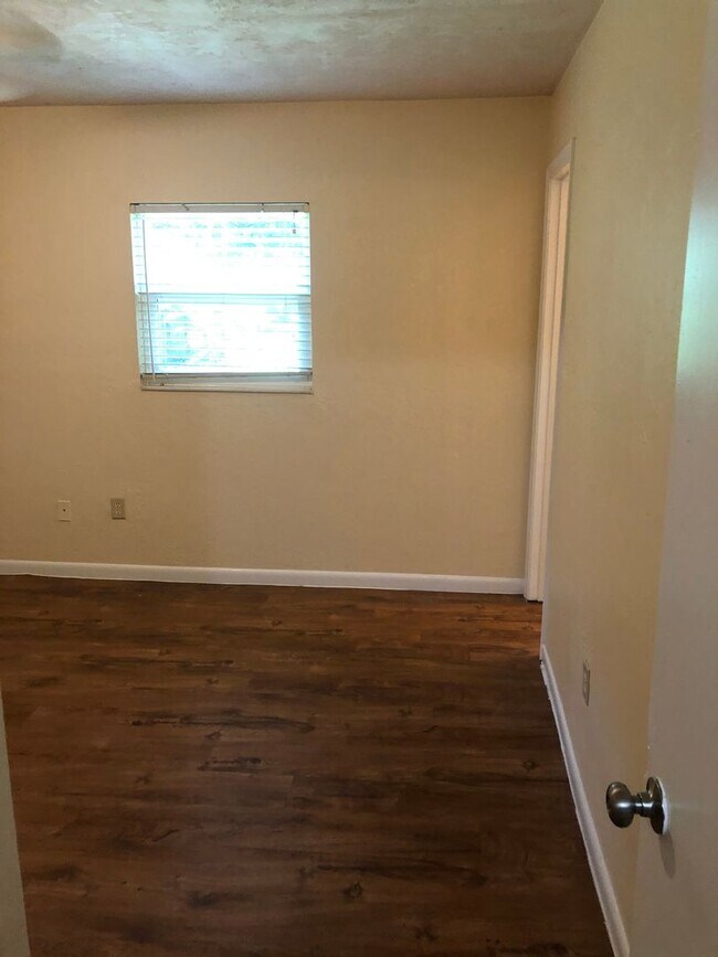 Building Photo - This home is truly a must see.