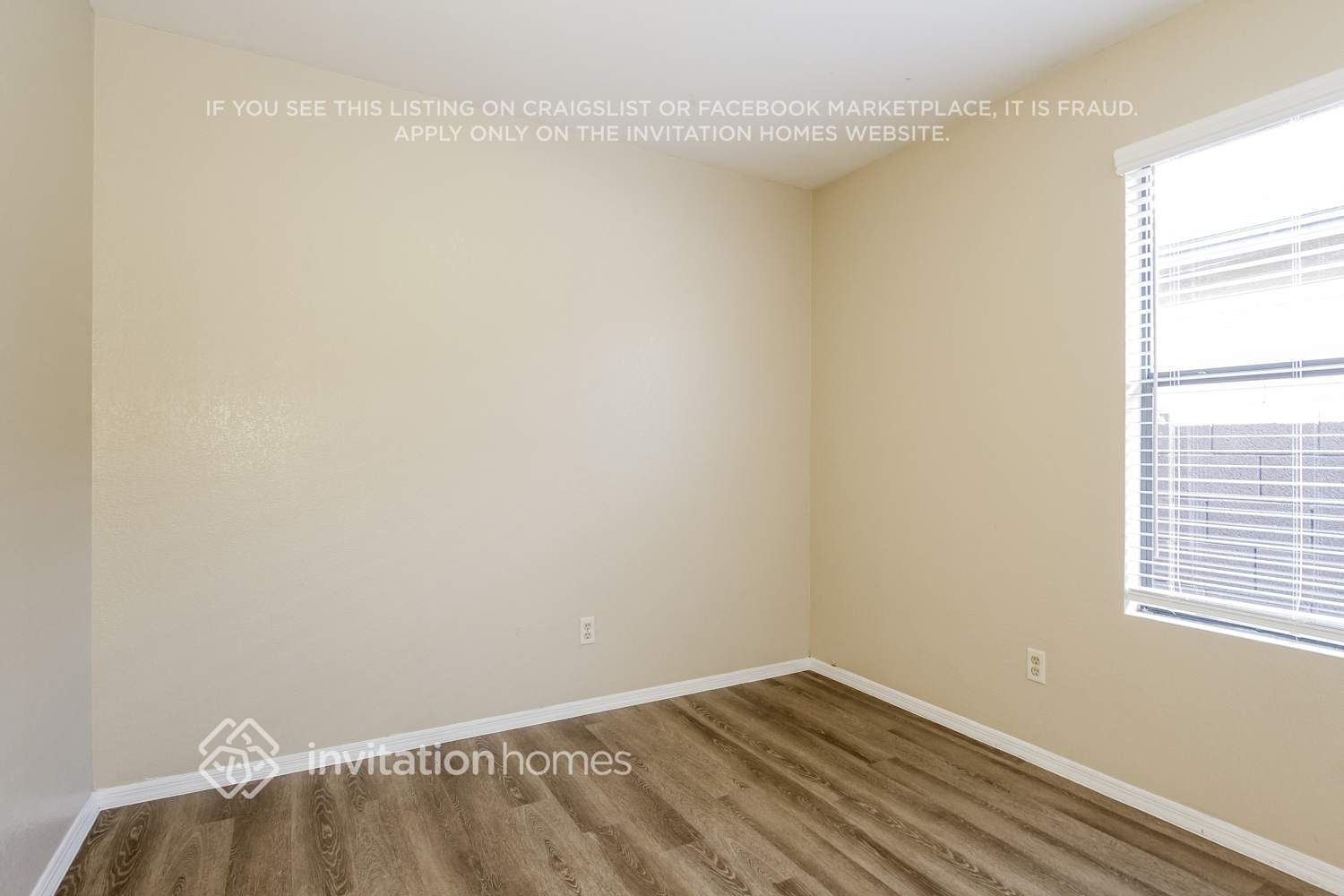 Building Photo - 6628 N 48th Dr