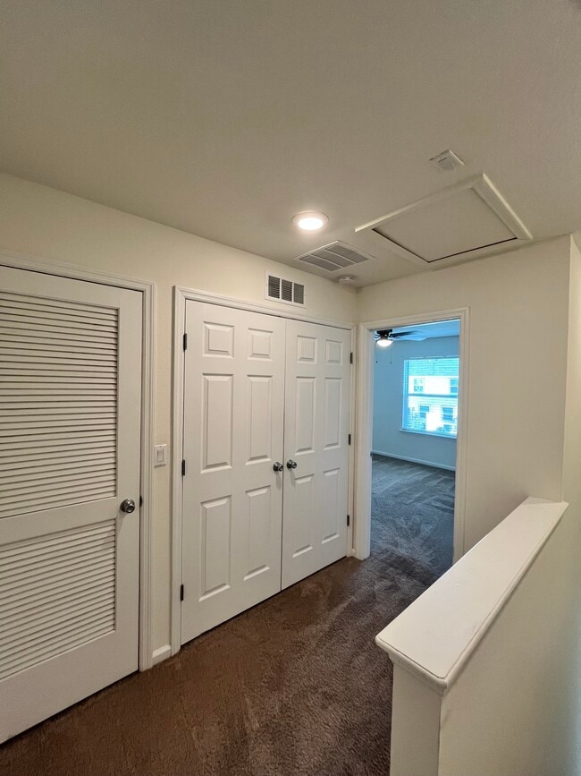 Building Photo - 9877 Fiddleback Ln