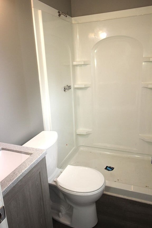 Hall bath - 2222 S Santa Fe St