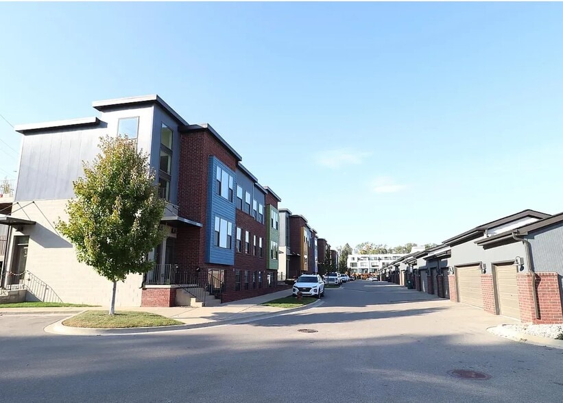 Primary Photo - 1250 Diamond Ct