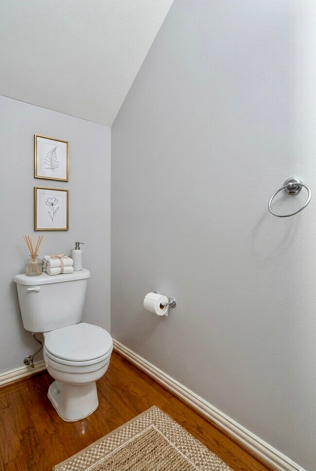 Building Photo - 7202 Harmony Cove