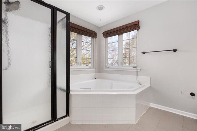 Building Photo - 18688 Potomac Station Dr