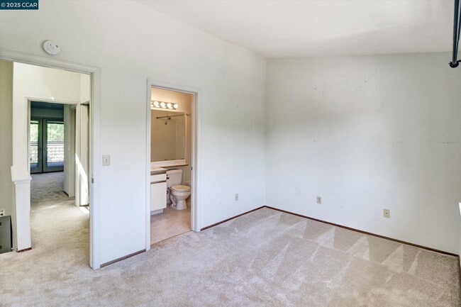 Building Photo - 1300 Walden Rd