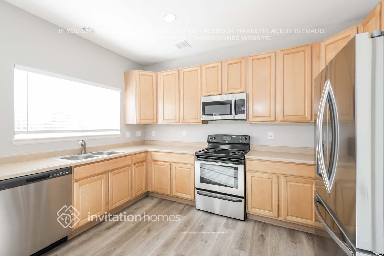 Building Photo - 19398 E 58th Dr