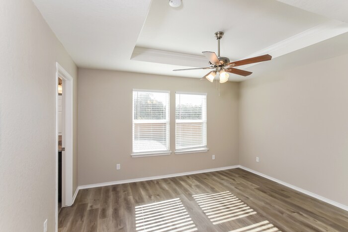 Building Photo - 10418 Castello Cyn