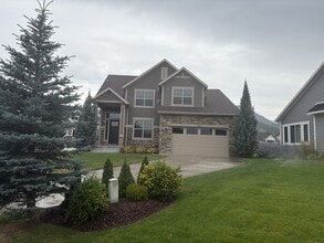 Building Photo - 431 N Fairway Dr