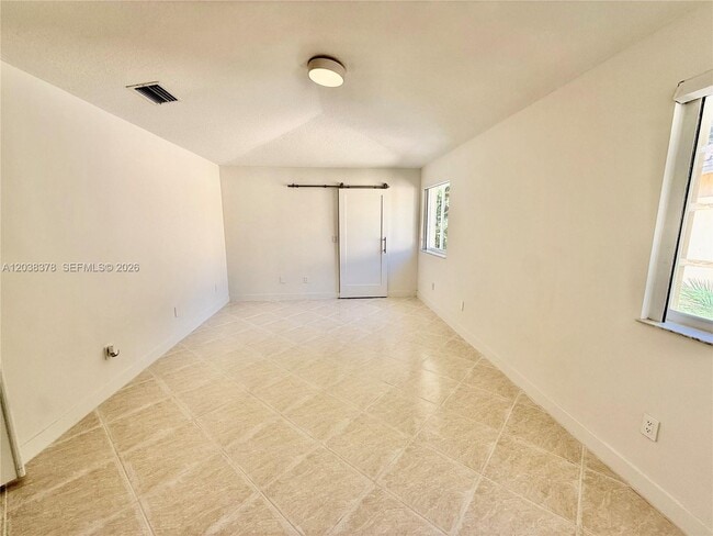 Building Photo - 9425 NW 47th Terrace