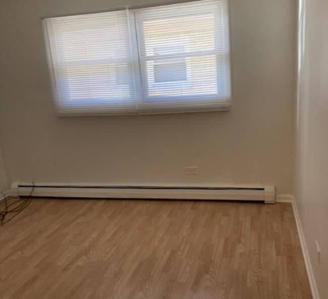 Building Photo - 10408 Major Ave