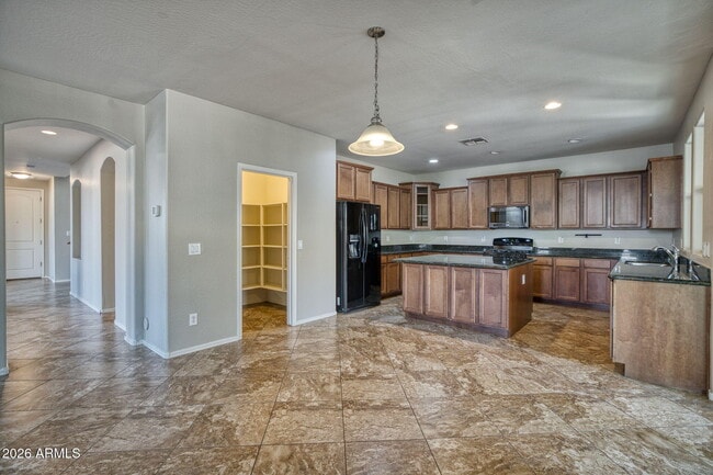 Building Photo - 13718 N 150th Dr